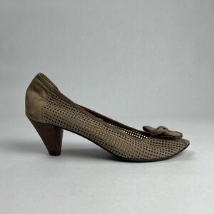 Luzzi Open-toe Beige/Slate Heeled Pumps